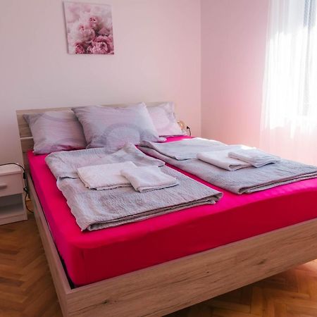 Hostel Sobe Kaki In Kivi Izola Exteriér fotografie