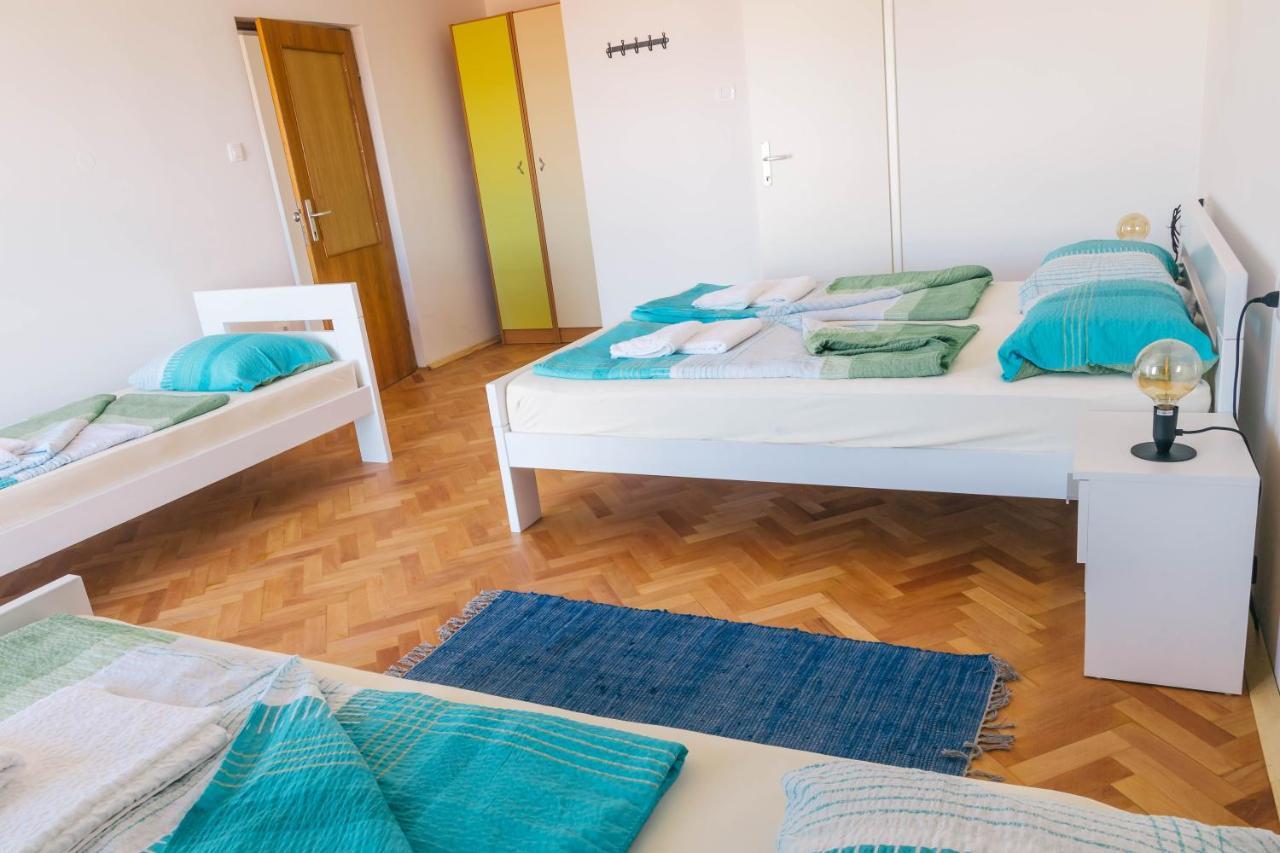 Hostel Sobe Kaki In Kivi Izola Exteriér fotografie